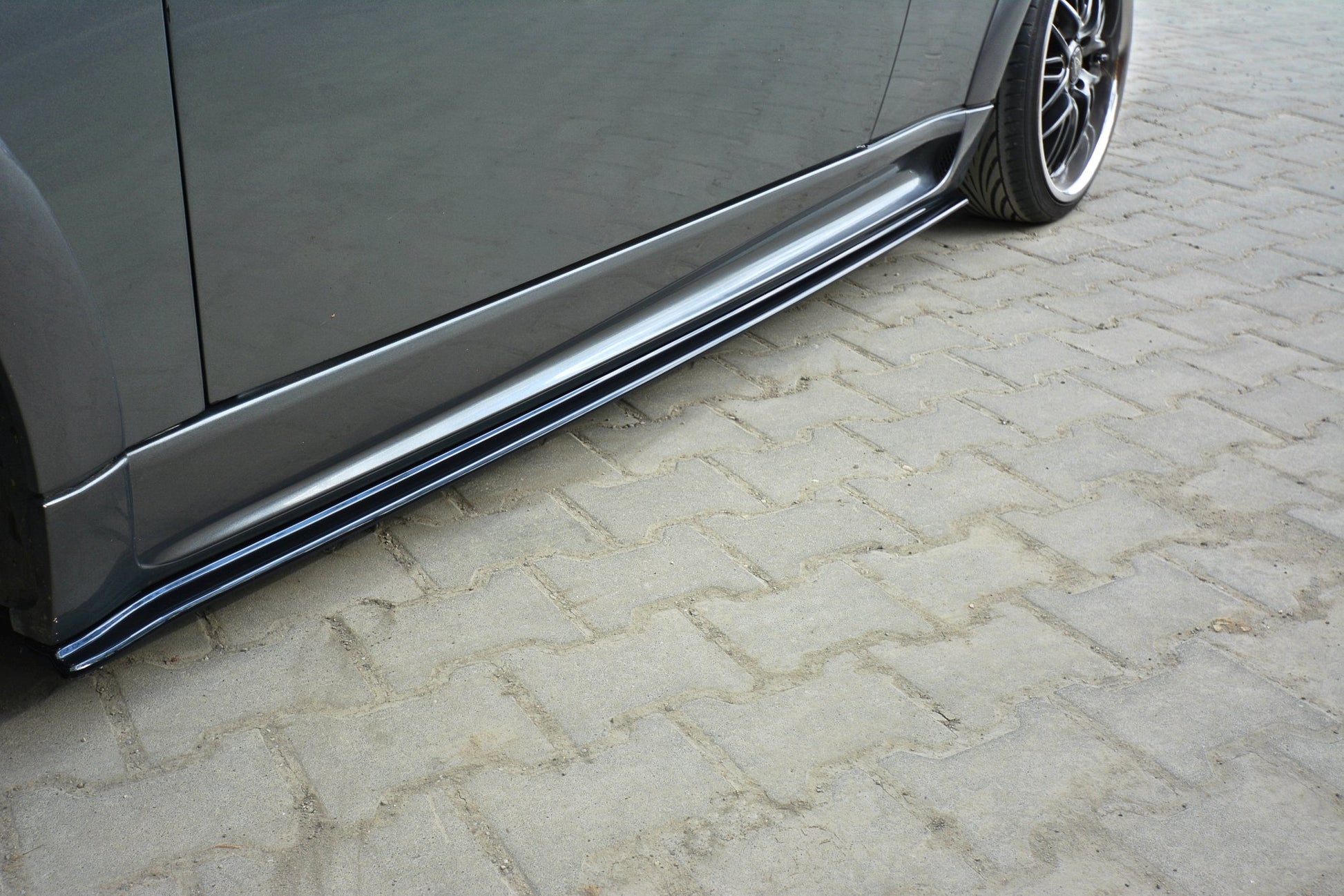 Seitenschweller Ansatz für MINI R53 COOPER S JCW schwarz Hochglanz