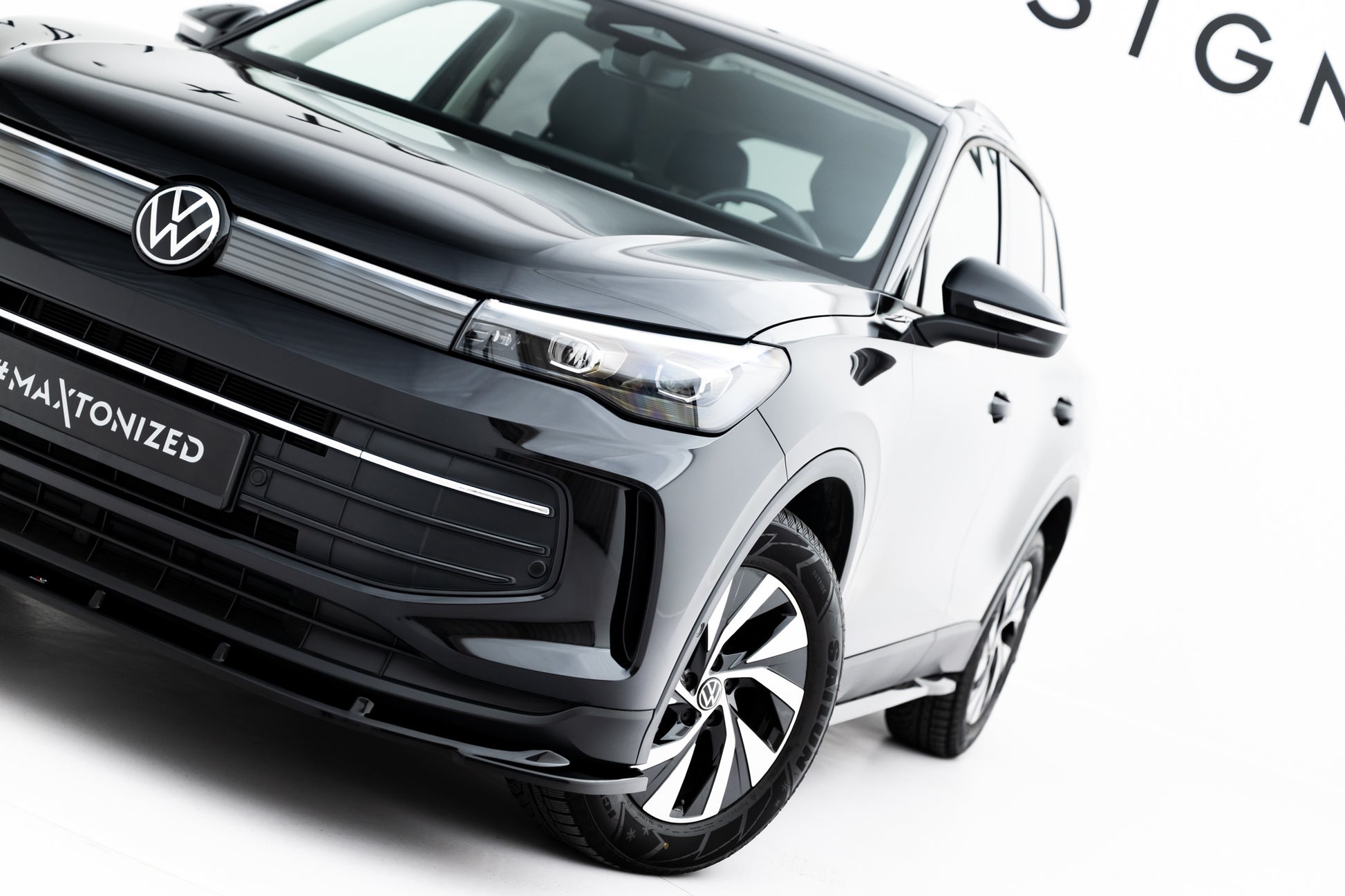 Front Ansatz V.2 für VW Tiguan Mk3 schwarz Hochglanz