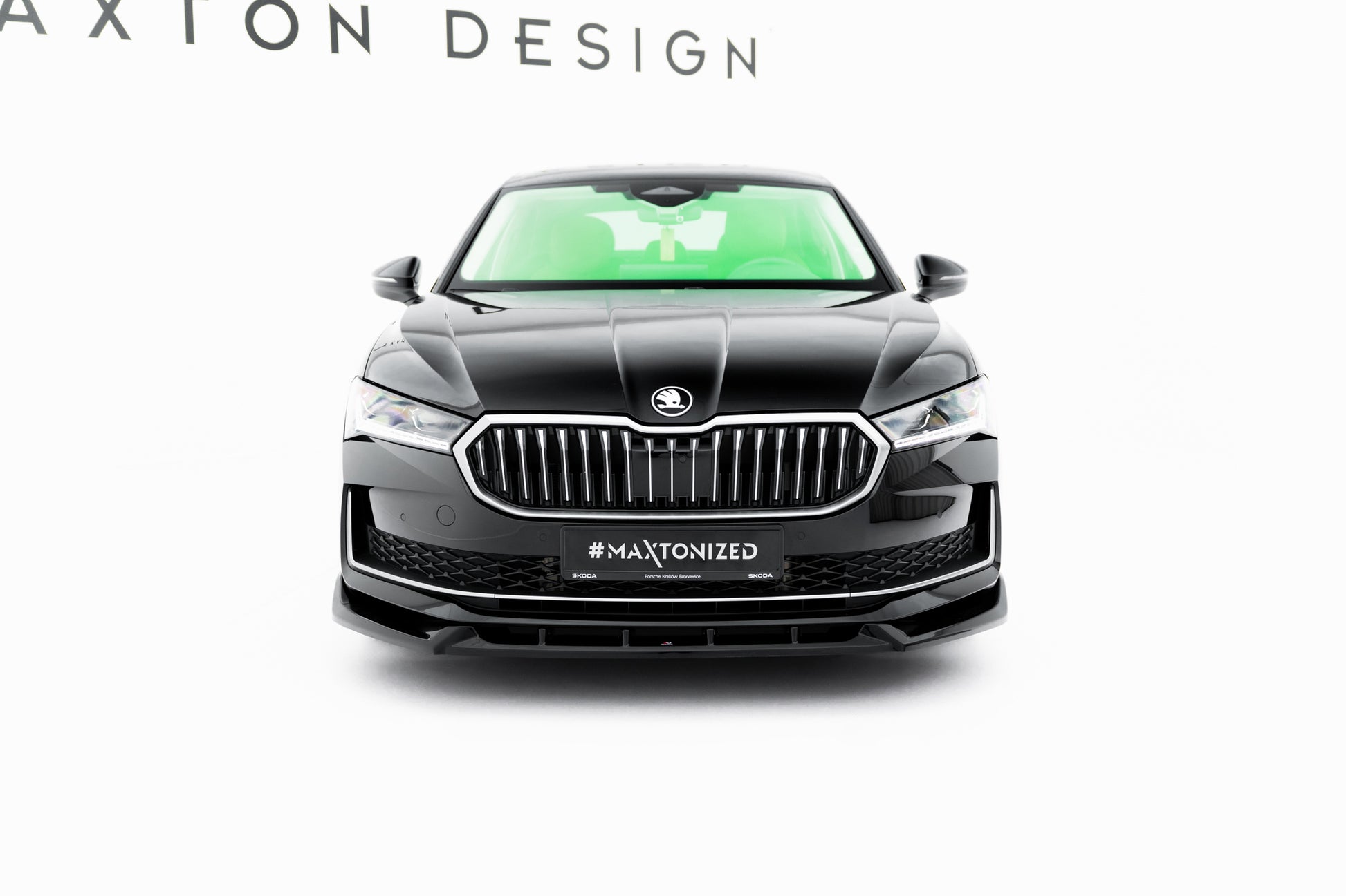 Front Ansatz V.2 für Skoda Superb Mk4 schwarz Hochglanz