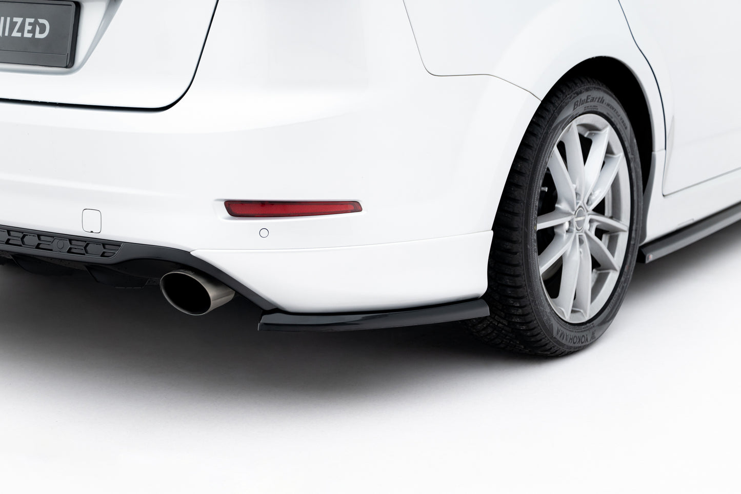 Heck Ansatz Flaps Diffusor für Ford Mondeo ST-Line Limousine Mk4 Facelift schwarz Hochglanz