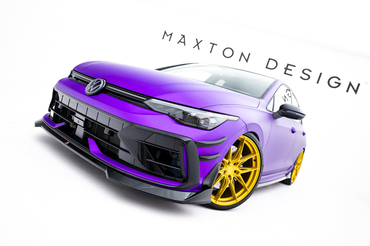 Front Ansatz V.4 für VW Golf R Mk8 Facelift schwarz Hochglanz