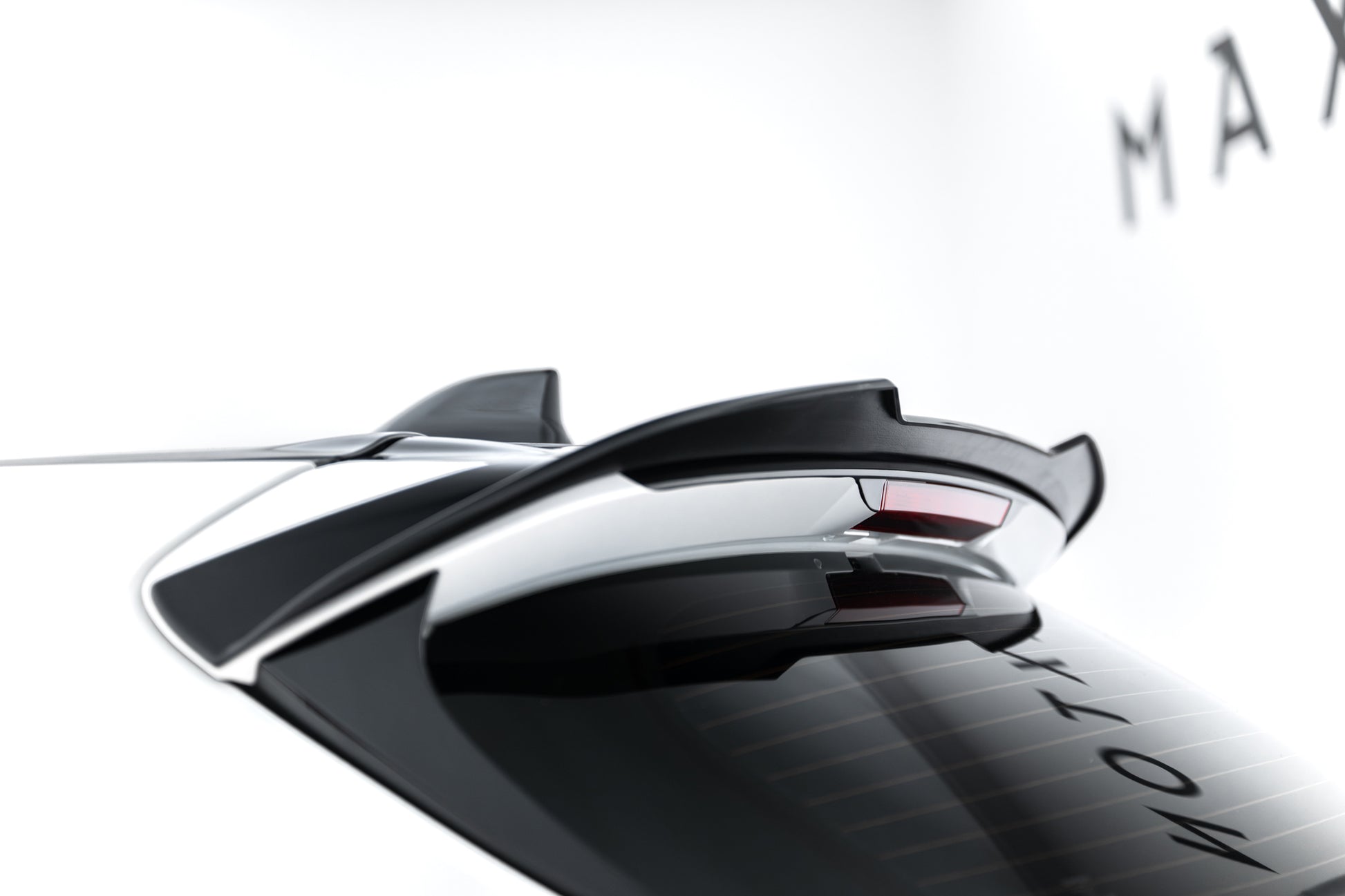 Spoiler CAP für Toyota GR Corolla Mk12 schwarz Hochglanz
