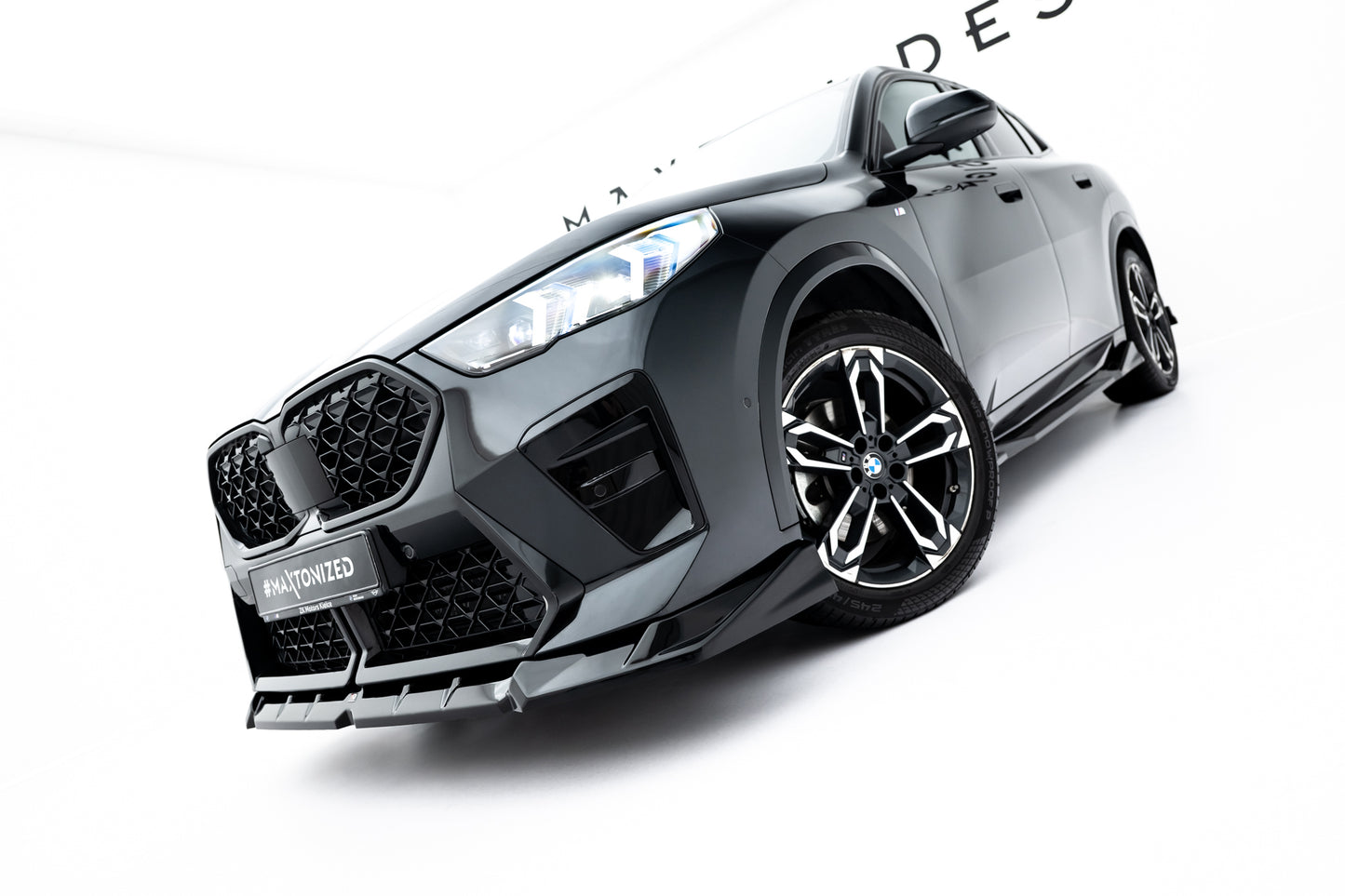 Front Ansatz für BMW X2 M-Paket U10 schwarz Hochglanz
