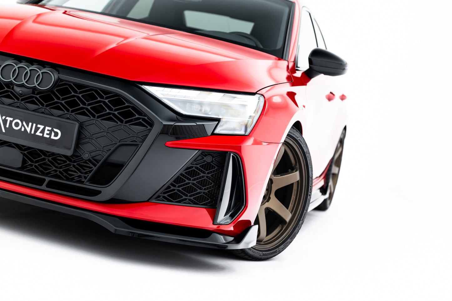 Front Ansatz V.2 für Audi RS3 Limousine 8Y Facelift schwarz Hochglanz