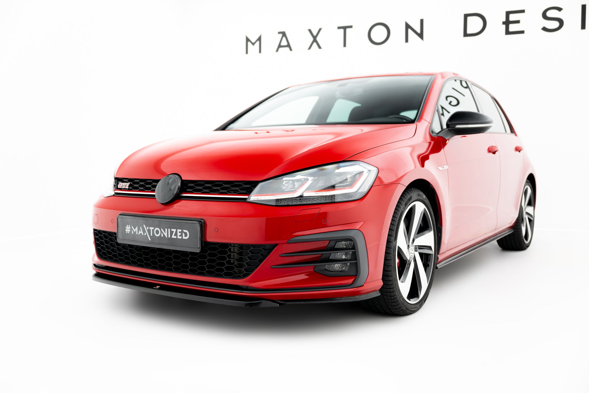 Front Ansatz V.5 für VW Golf GTI Mk7 Facelift schwarz Hochglanz