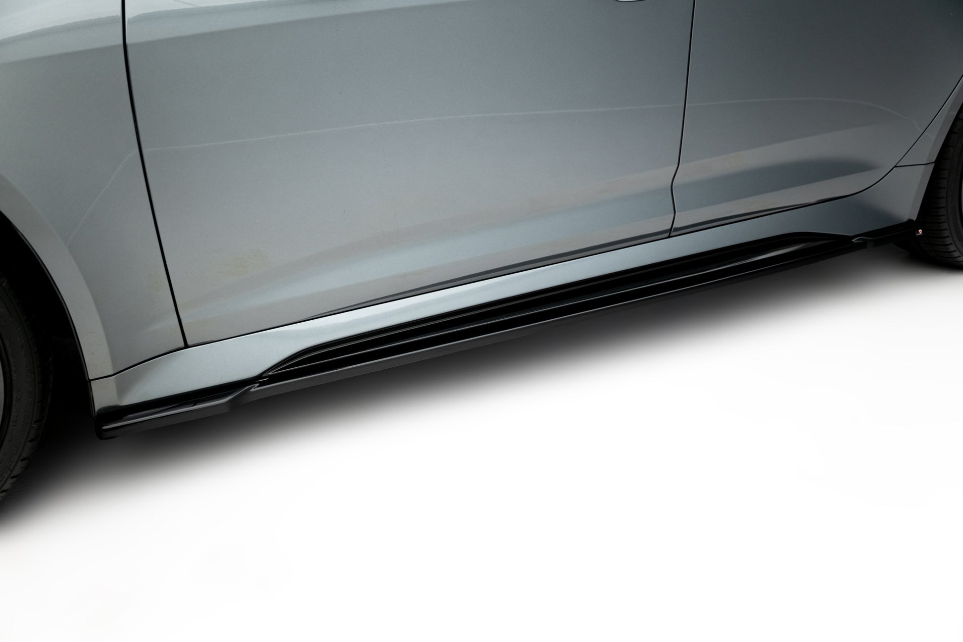 Seitenschweller Ansatz für V.1 für Audi RS6 C8 schwarz Hochglanz