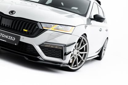 Front Ansatz V.4 für Skoda Octavia RS Mk4 schwarz Hochglanz