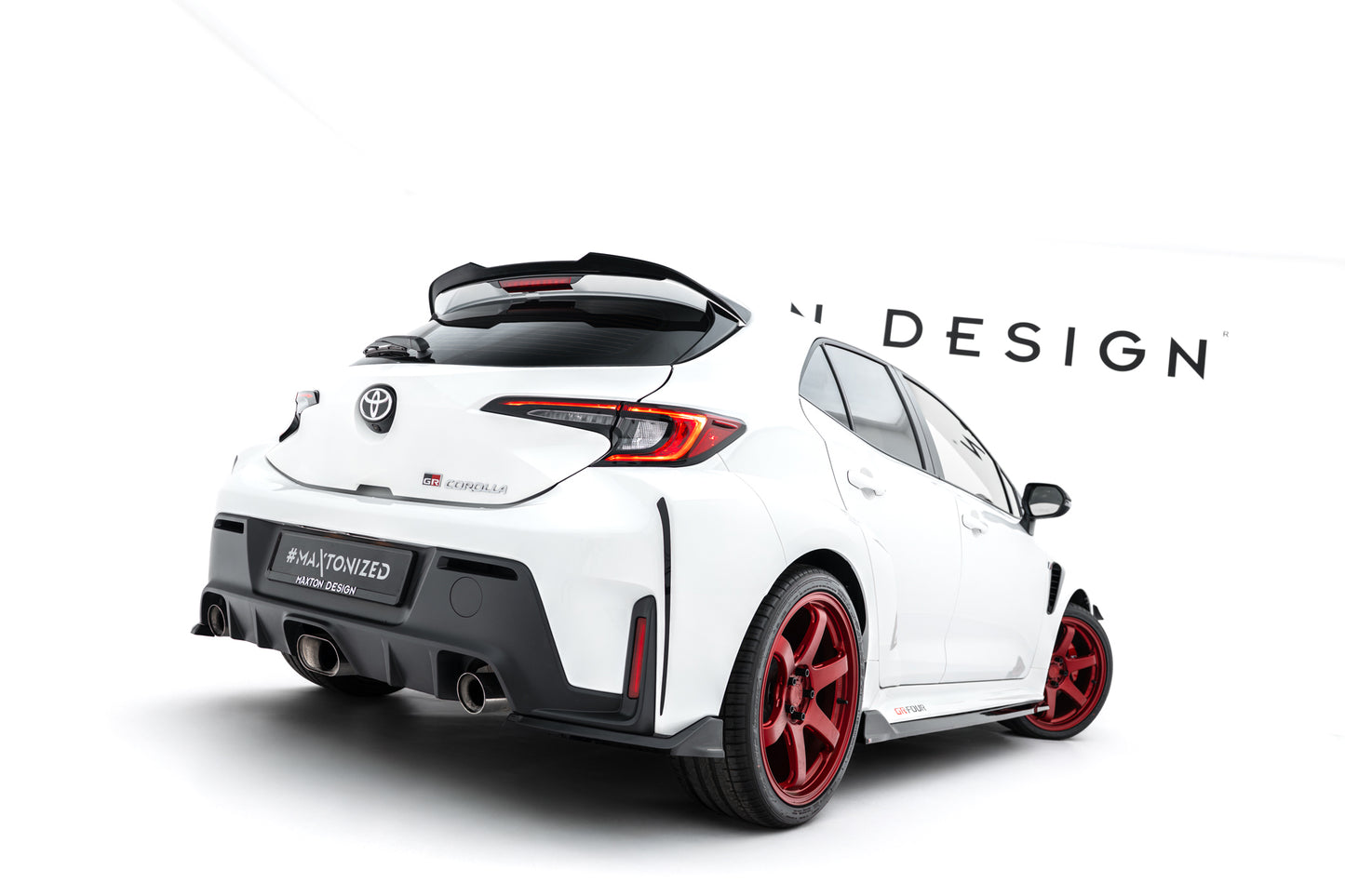 Heck Ansatz Flaps Diffusor V.2 für Toyota GR Corolla Mk12 schwarz Hochglanz