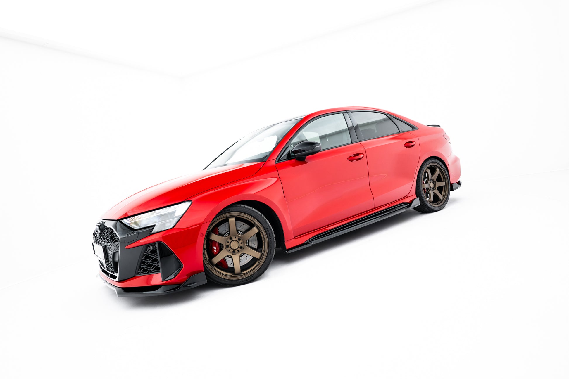 Seitenschweller Ansatz V.2 für Audi RS3 Limousine 8Y / 8Y Facelift schwarz Hochglanz