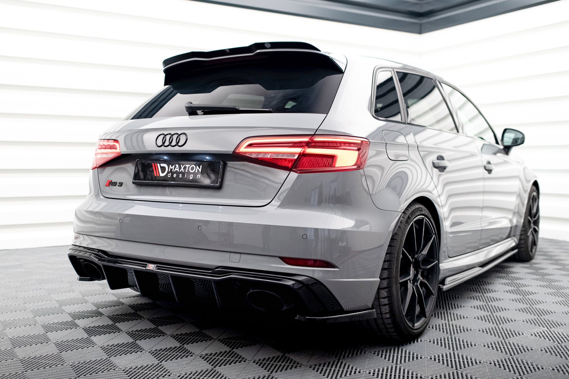 Diffusor Heck Ansatz V.2 für Audi RS3 8V Sportback Facelift