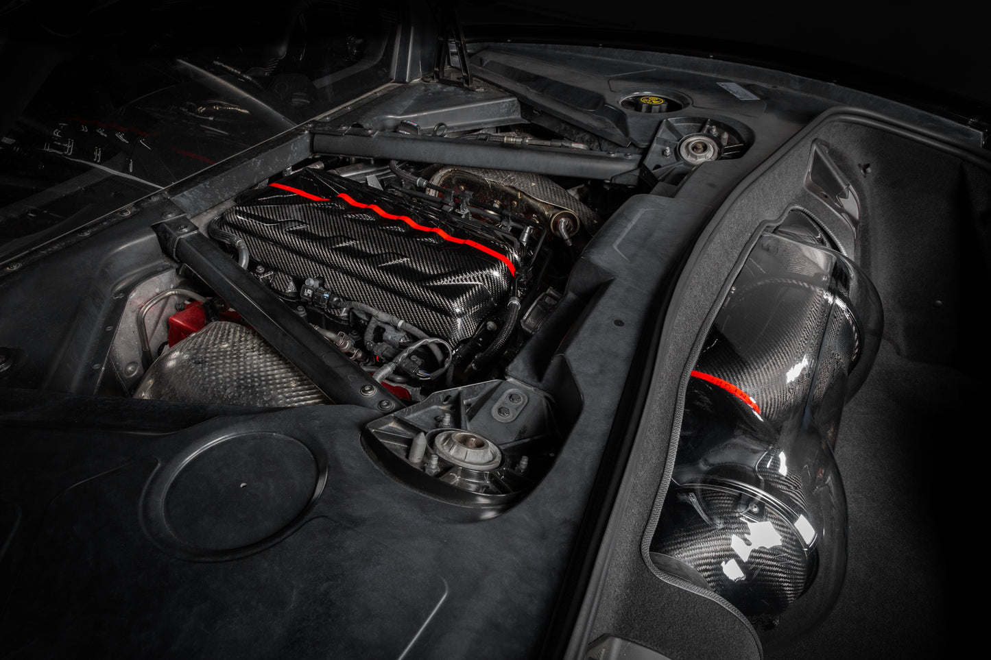 Eventuri Carbon Motorabdeckung für Chevrolet Corvette C8 Stingray