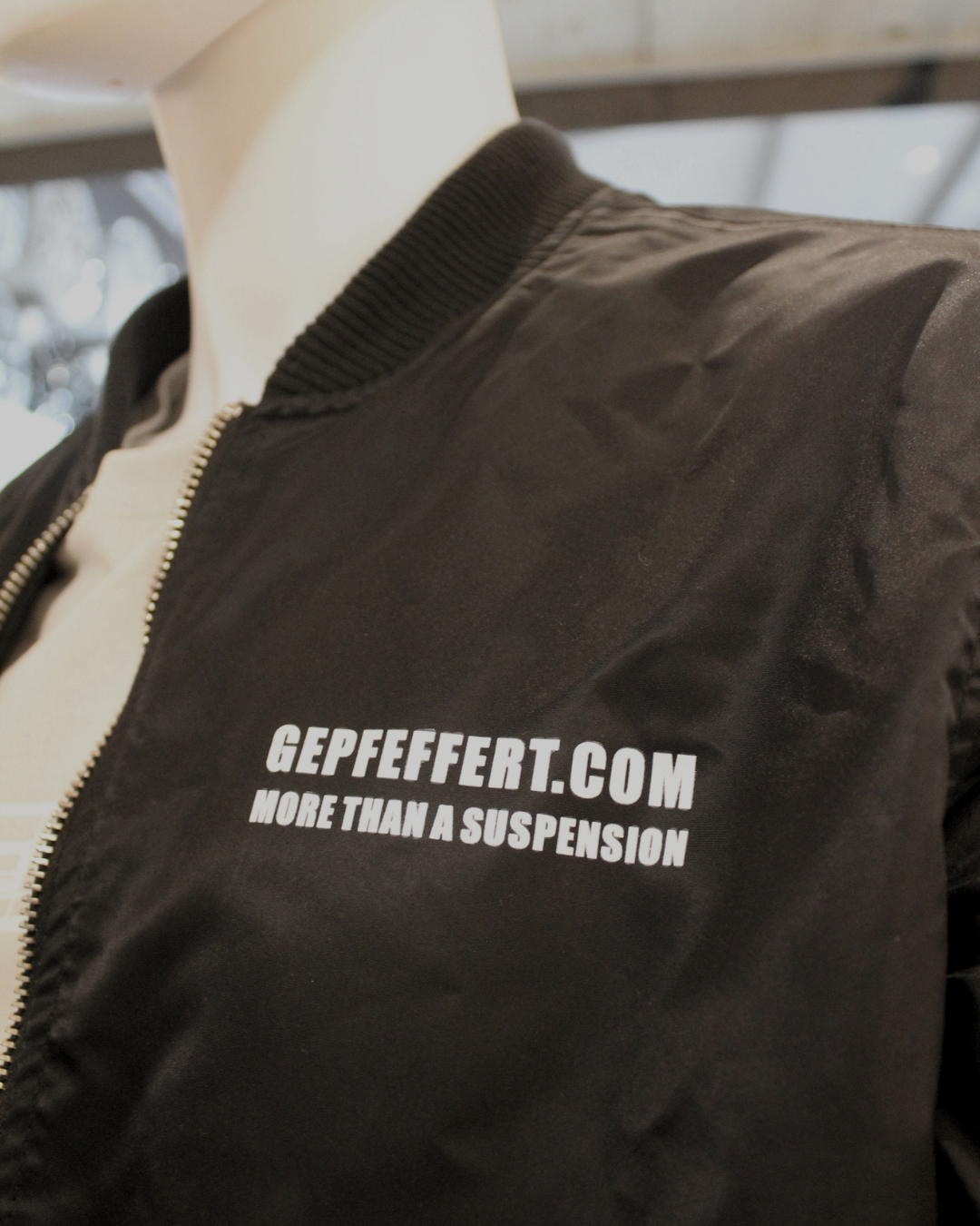 gepfeffert.com® Hoodie - "Austria-EDITION" - Black