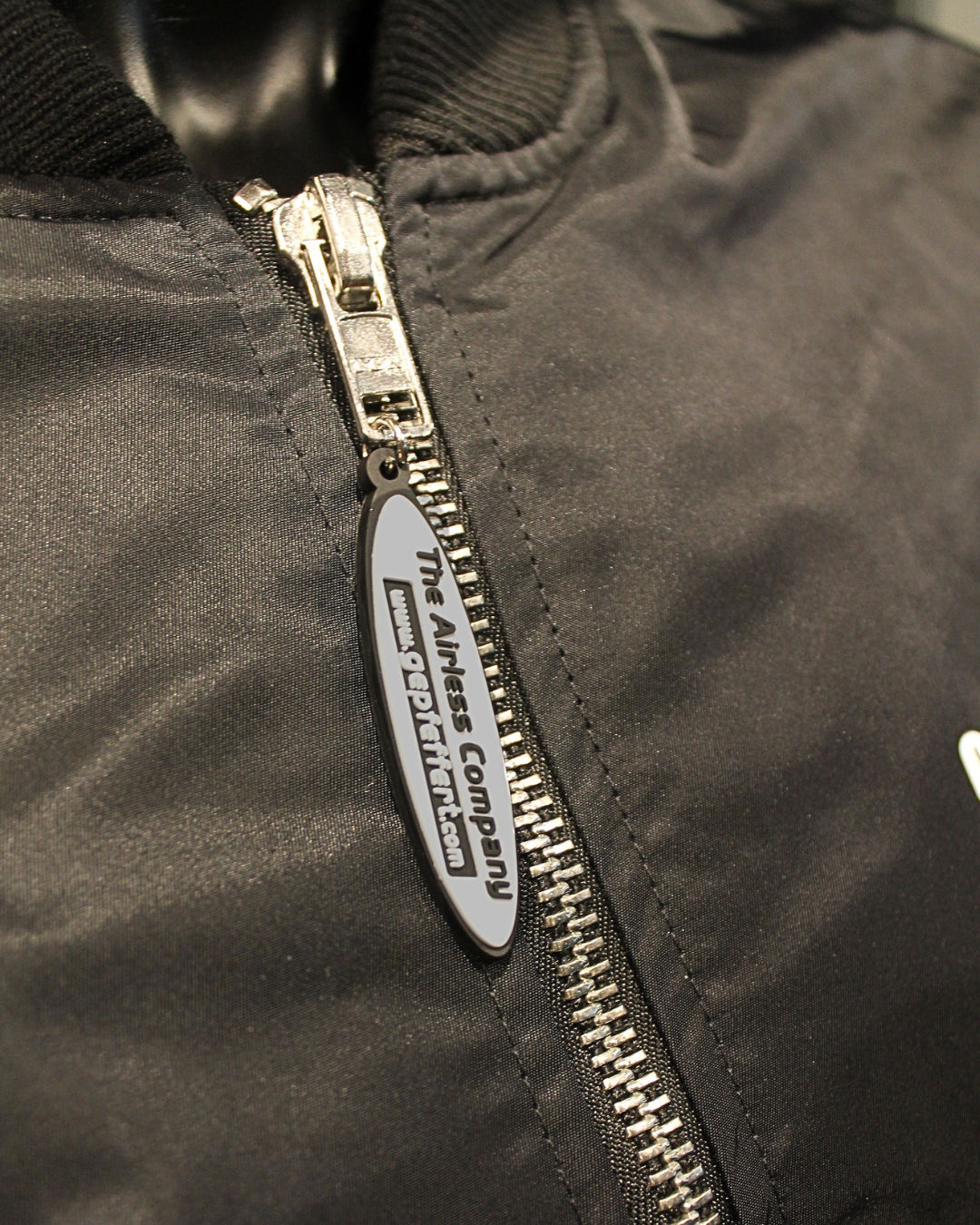 gepfeffert.com® Hoodie - "Austria-EDITION" - Black