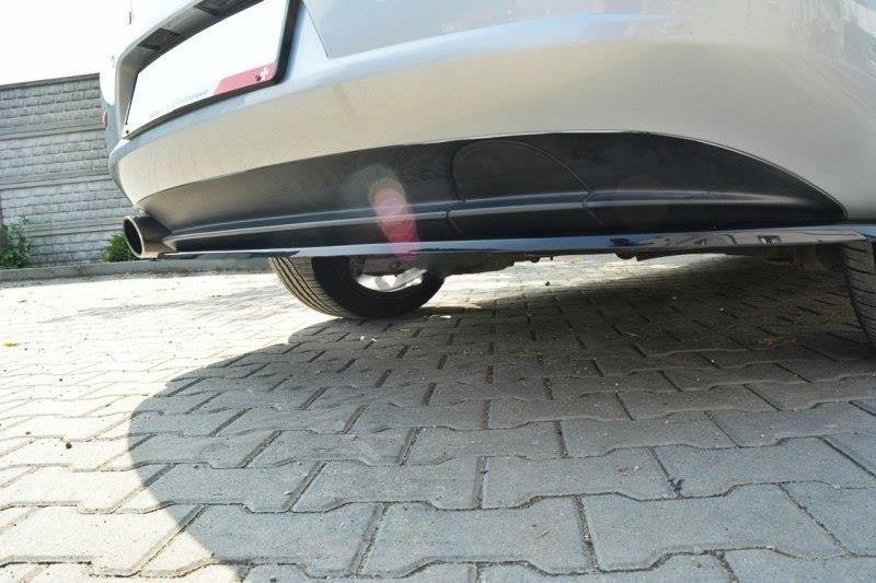 Mittlerer Diffusor Heck Ansatz für ALFA ROMEO 159  schwarz Hochglanz