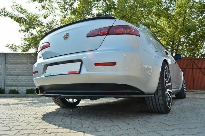 Mittlerer Diffusor Heck Ansatz für ALFA ROMEO 159  schwarz Hochglanz