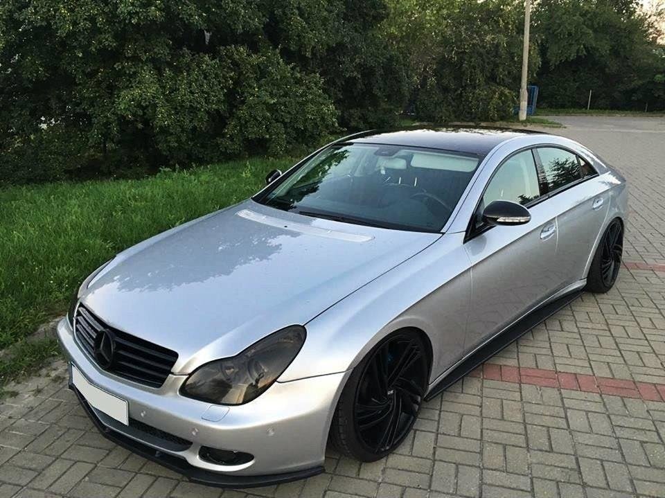 Seitenschweller Ansatz für MERCEDES CLS C219 schwarz Hochglanz
