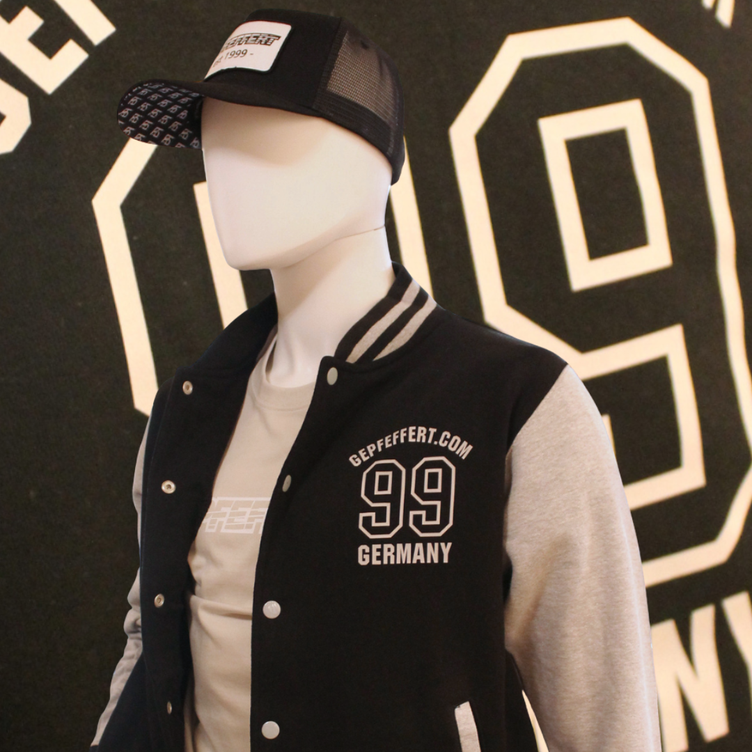 gepfeffert.com® College Jacke