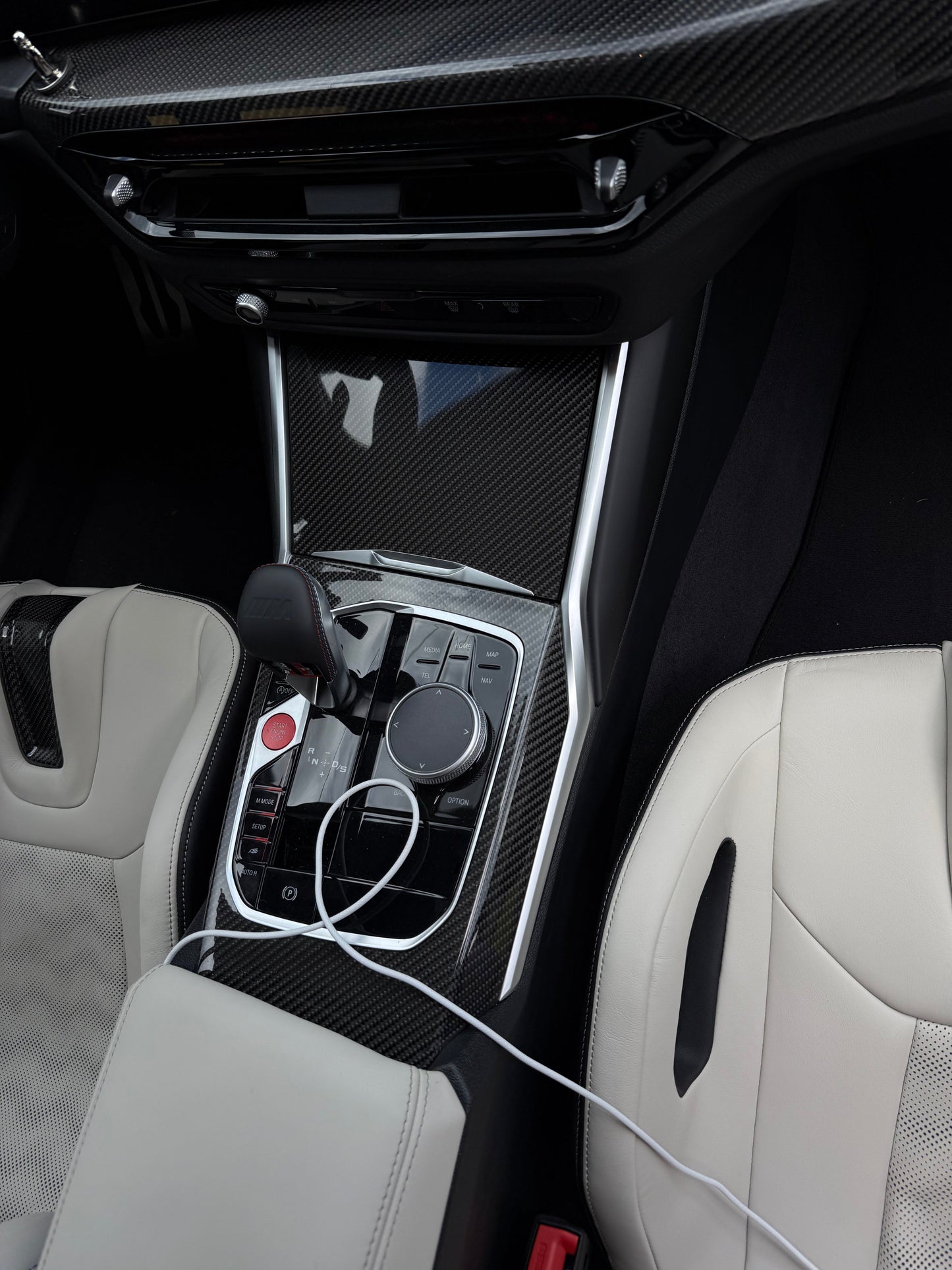 CPG BMW M2 M3 M4 G87 G80 G81 G82 G83 G20 G21 G22 G26 OEM Style Mittelkonsole Carbon