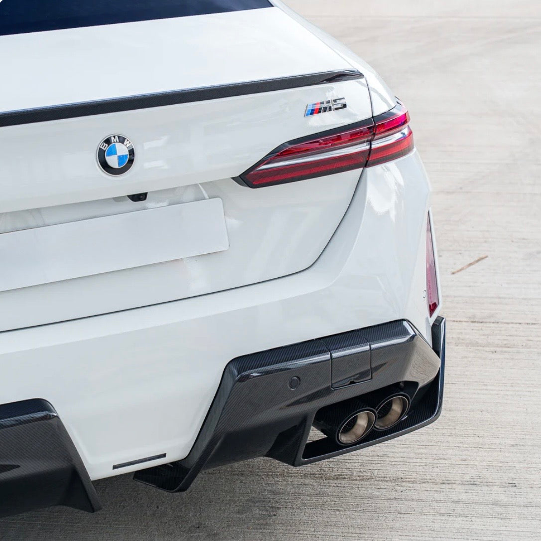 CPG BMW M5 G90 / G99 M Performance  Heckdiffuser DRY Carbon