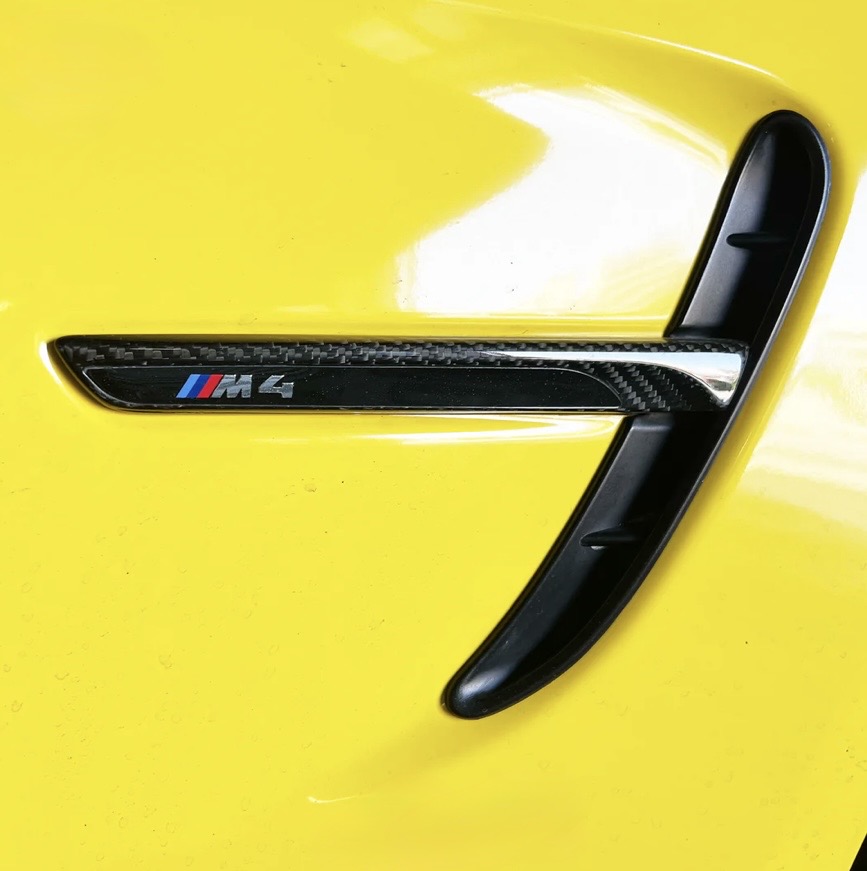 CPG Kotflügel Embleme CPG DRY Carbon passend für  BMW M3 F80 M4 F82 F83 - gepfeffert.com