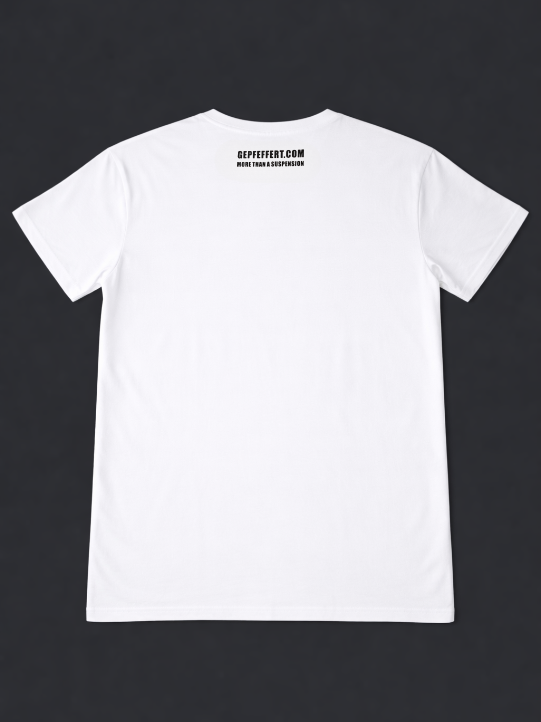 gepfeffert.com / More than a suspension T-Shirt Weiß - gepfeffert.com