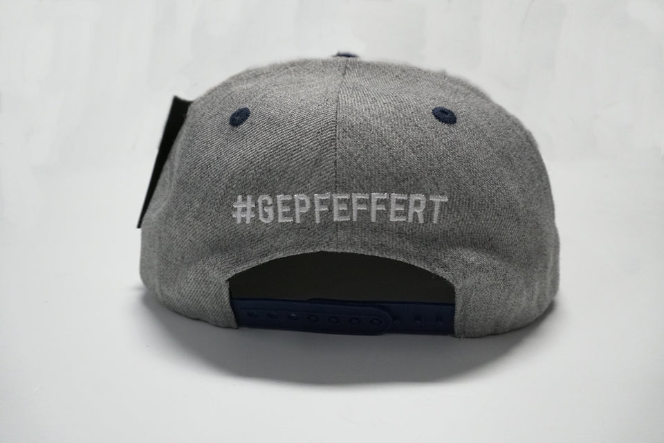 gepfeffert.com® Cap - "Navy" - Grau-Blau - gepfeffert.com