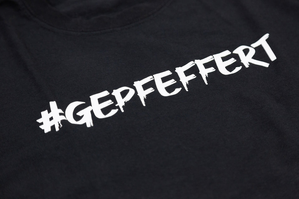 gepfeffert.com® T-Shirt - #GEPFEFFERT - Schwarz - gepfeffert.com