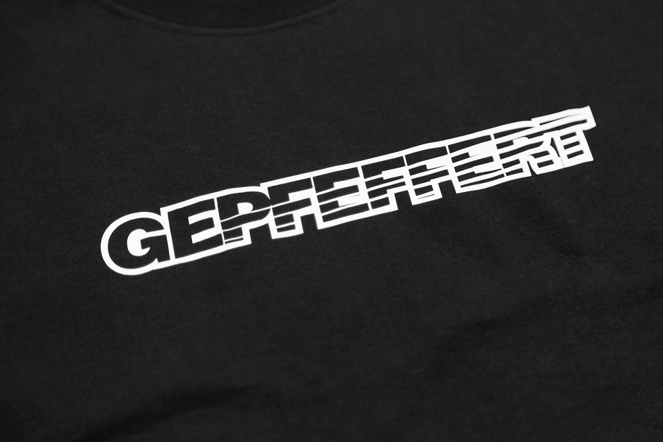 gepfeffert.com® T-Shirt - GEPFEFFERT - Schwarz - gepfeffert.com